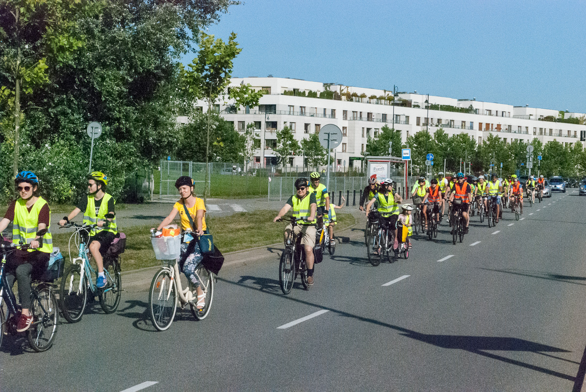 2021-08-10_COB_Swiatynia_Pielgrzymki_Rowerowe_na_Jasna_Gore-800px-7999